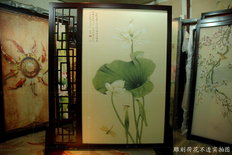 
                                        定制俄罗斯樟子松屏风改善风水中式雕刻屏风 玄关隔断酒店屏风 蜻蜓戏白莲 不透                