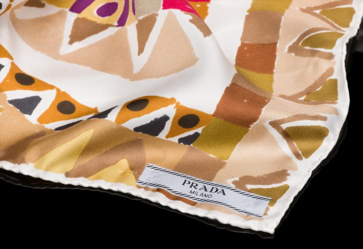 代购prada普拉达女士丝巾 桑蚕丝 斜纹 木兰印花7f24_2a00_f0nmh