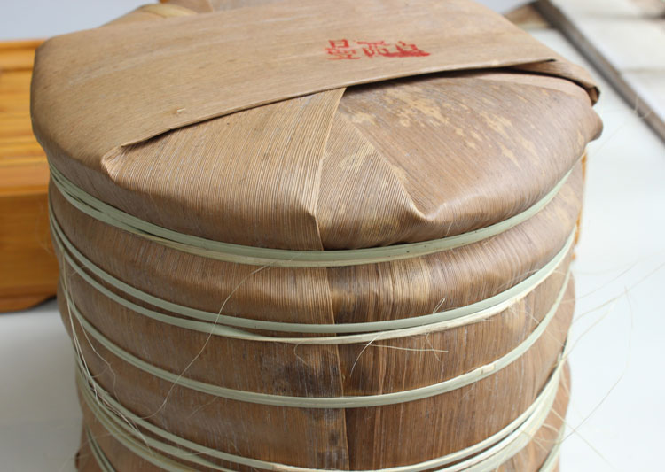 七饼一提,竹箬包装,利于陈放,喜欢的茶友可以整提收藏呢