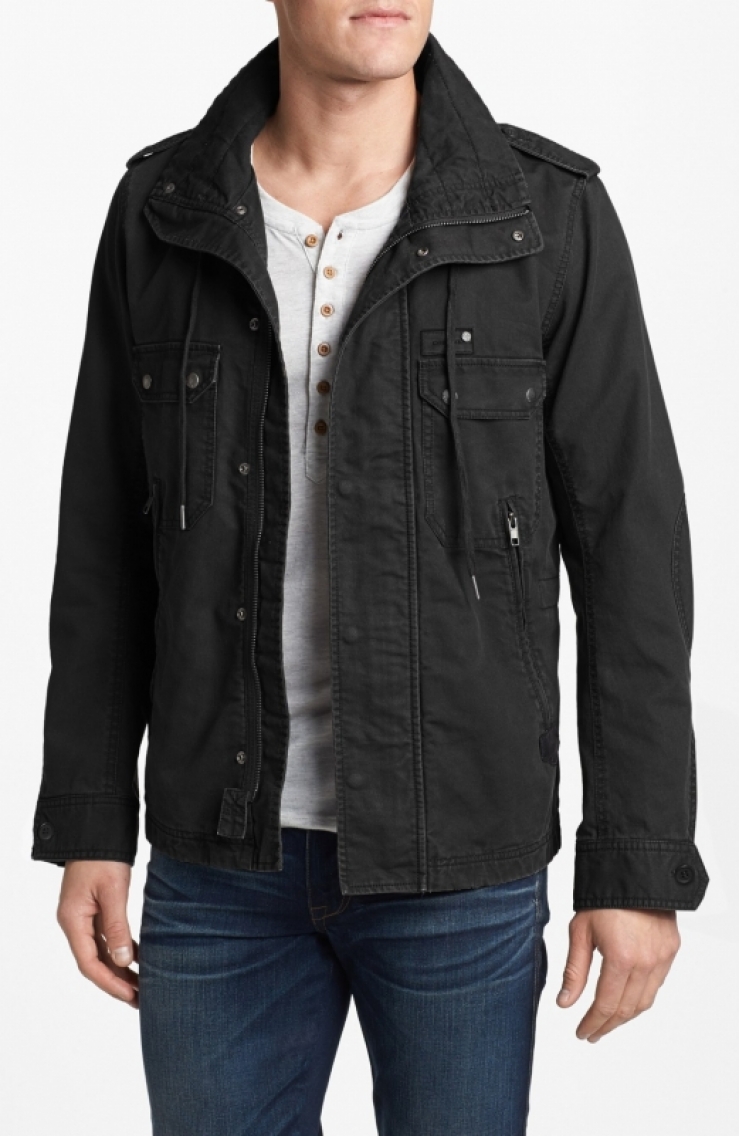 at the collar and interior waist for trapping in the heat on