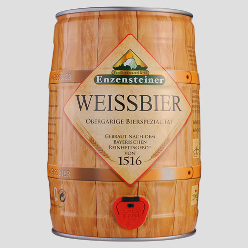 德国雪顶原浆小麦白啤酒选取上好的小麦芽及精纯的啤酒花,以天然泉水