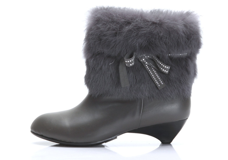 诗vanies 蝴蝶结系带兔毛短靴 秋冬真皮中跟女靴子 冬季清仓332524