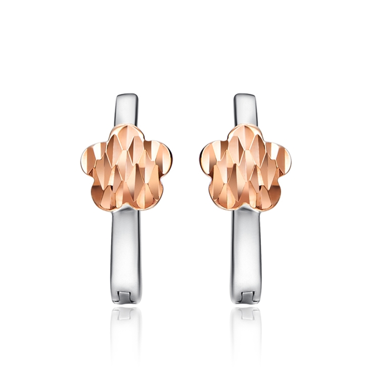 周大福 chowtaifook 18k金耳环 e106812