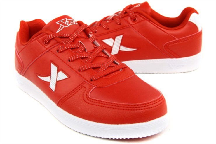 xtep特步 女子板鞋 红色 40