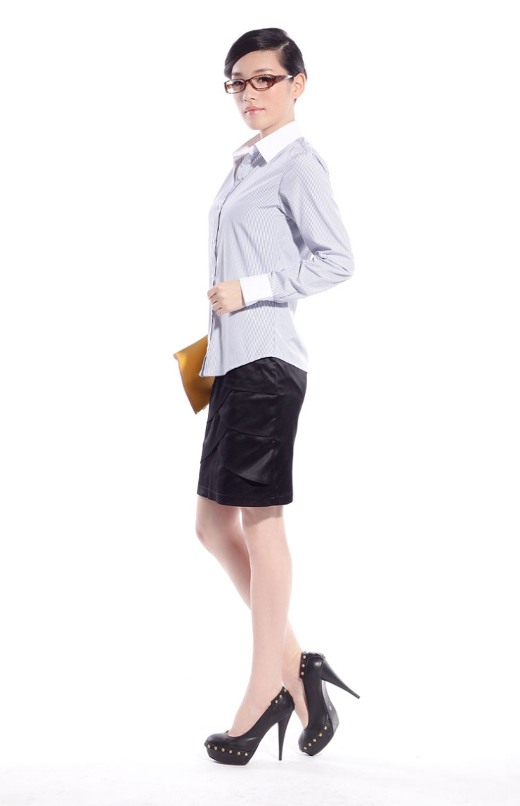 
                                        stamen 2017女装新品 白领职业衬衫女长袖香槟竖条纹长袖衬衣气质修身职业装工作装 香槟白襟蓝条长袖 M                