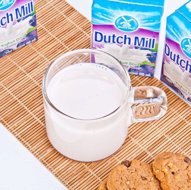 泰国进口达美酸奶饮品蓝莓味(90ml*4)*3组