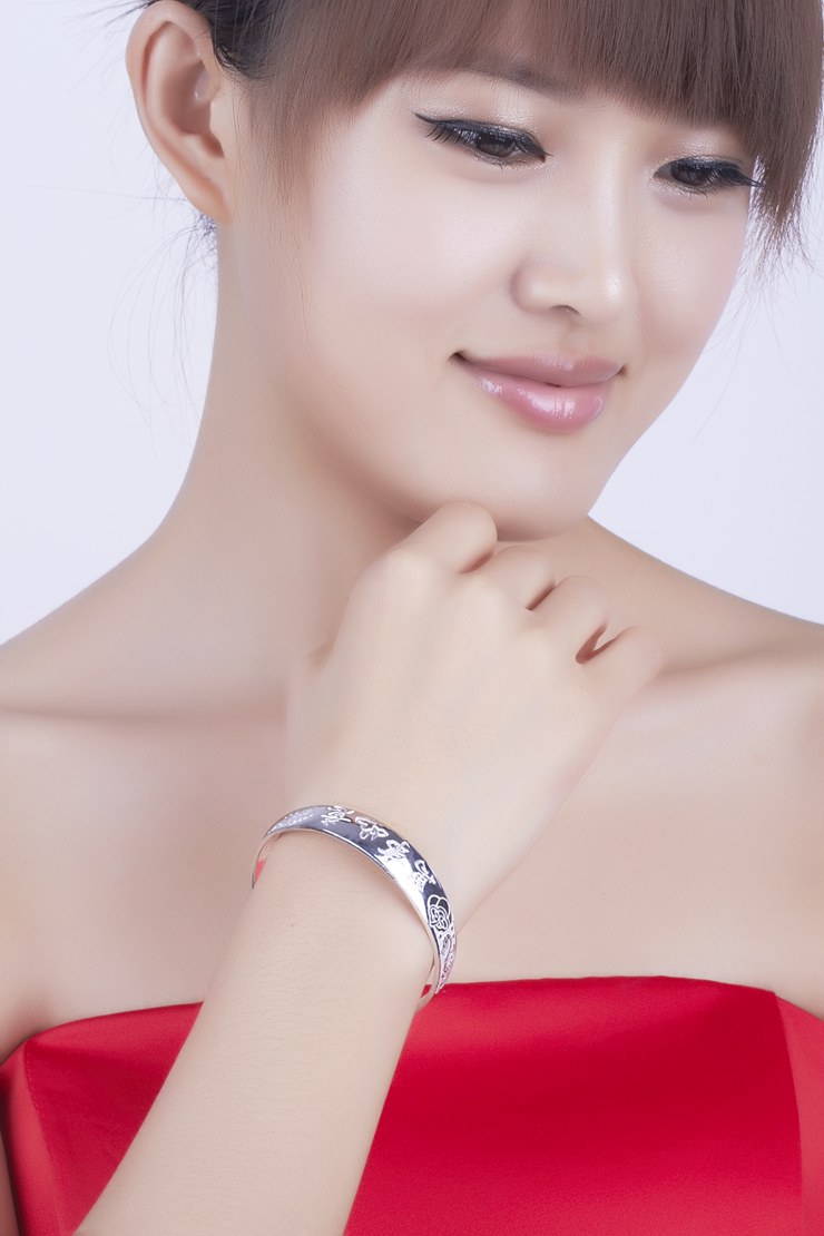 真尚美 银手镯 999千足银 女 银手镯 999纯银 吉祥 万事如意 如意