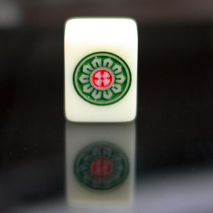 今日团购:仅需128元,尊享原价278元的尚客诚品晶玉麻将一副.