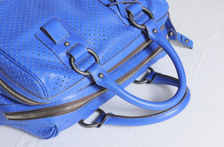 圣龙 冲孔软牛皮彩蓝双层拉链手提包 10001016