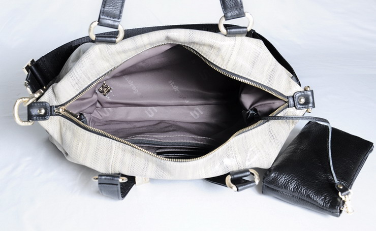 圣龙 迷恋系列网纹卡其迷你手提包 10001025