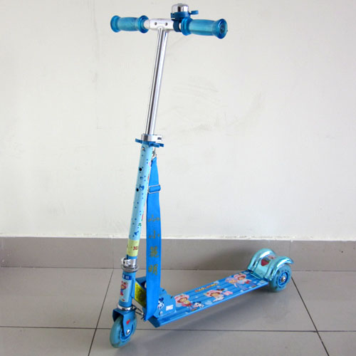 新款 小丽明滑板车 闪光轮带刹车 儿童三轮滑板车/酷鼠滑车 蓝色 2009