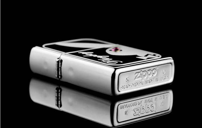 zippo打火机 花花公子水晶眼 24789