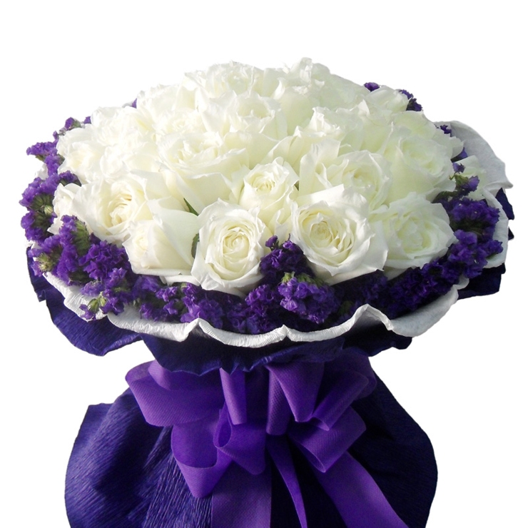 外围紫色勿忘我.内白色卷边纸,外紫色卷边纸圆形包装,搭配紫色蝴蝶结.