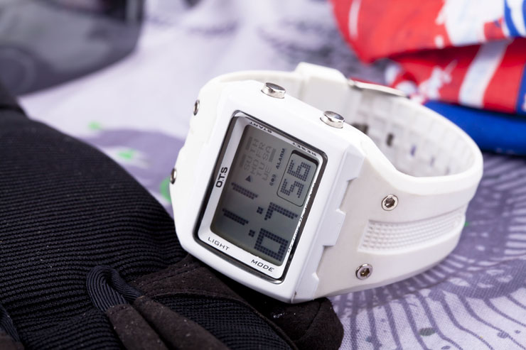 ots奥迪斯 运动电子表男士女士学生情侣表多功能防水手表6337 小号全