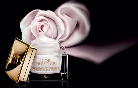 品牌 dior/迪奥 名称 dior/迪奥花蜜粉底液 产地 法国 规格 30ml 全新