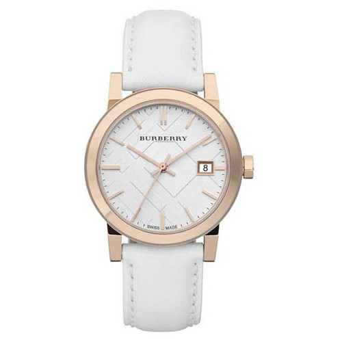 纯净的白和柔和的玫瑰金,将女人的典雅高贵毫不矫情