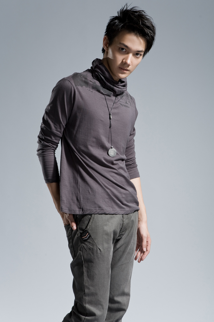 圣迪奥 sdeer 男装冬装艺术家气质极简打底衫9470289 深灰/97 s