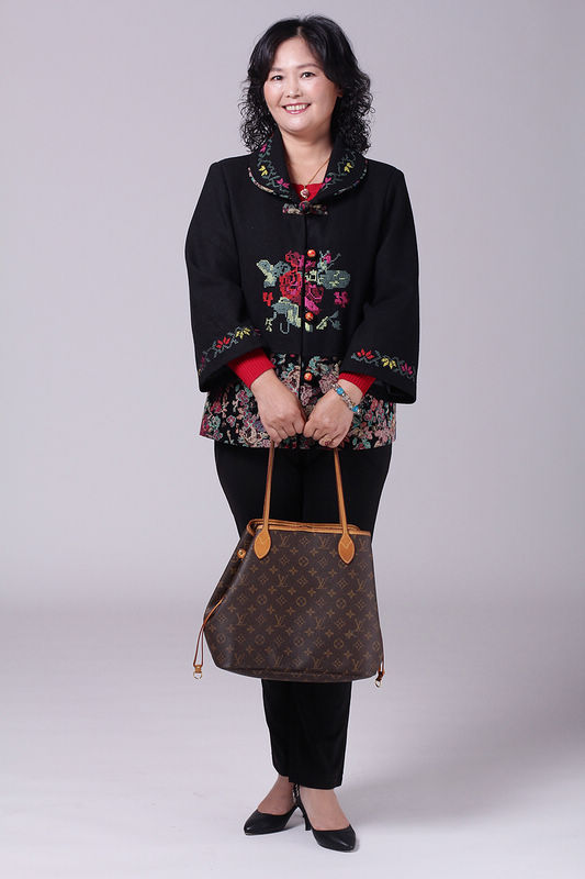 露西法兰 中老年女装妈妈秋冬新款 宽松加大码绣花长袖外套 js-绣花