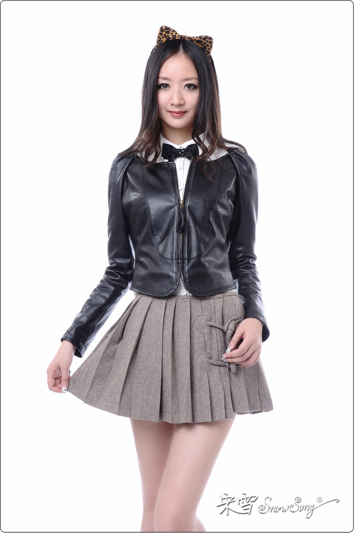 品牌  宋雪sonwsong  货号  kicm08 颜色  黑色 配饰  无  材  质