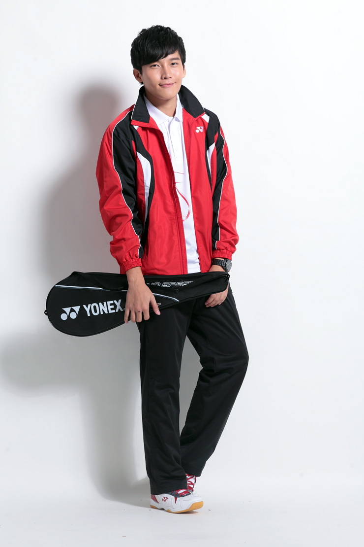 yonex尤尼克斯羽毛球服 男士运动长袖外套70037 保暖防静电 红色 l