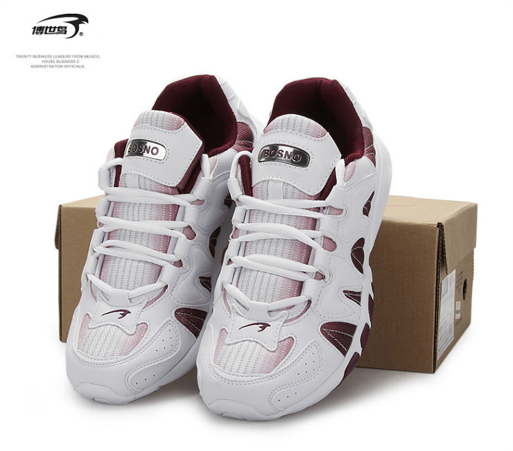 经过长期的销售实践总结出(39—42尺码偏小一码,43和44是标准大小)