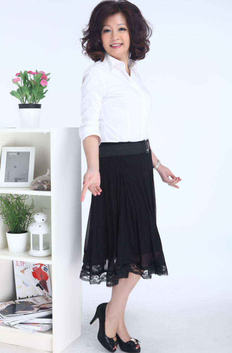 乐卡索 大码蕾丝裙摆半身裙修身长裙中年中老年时尚妈妈女装 l13