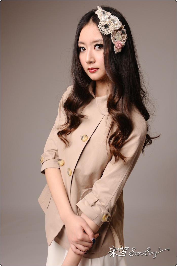 品牌 宋雪sonwsong 货号 klcs18 颜色 棕色 配饰 无 材 质 面料1:100%