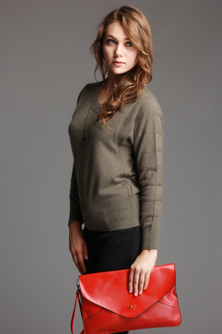 米梭v领高腰水钻女式纯羊绒衫 2115 卡其绿 110