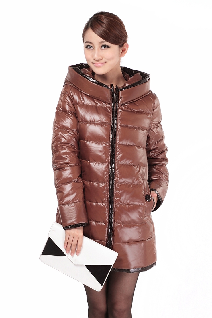 诗凡吉 140302新款专柜正品秋冬时尚 大方 简约 新款羽绒服 咖色 xl