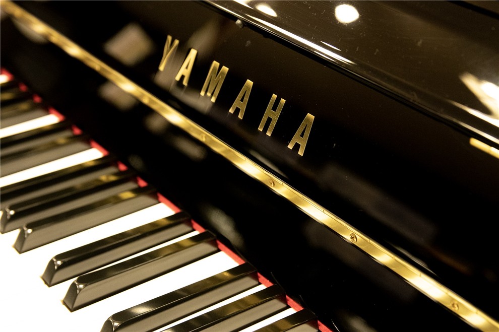 雅马哈(yamaha)钢琴 b113 b121 p118gc p121gc u1j 印尼制造原装进口
