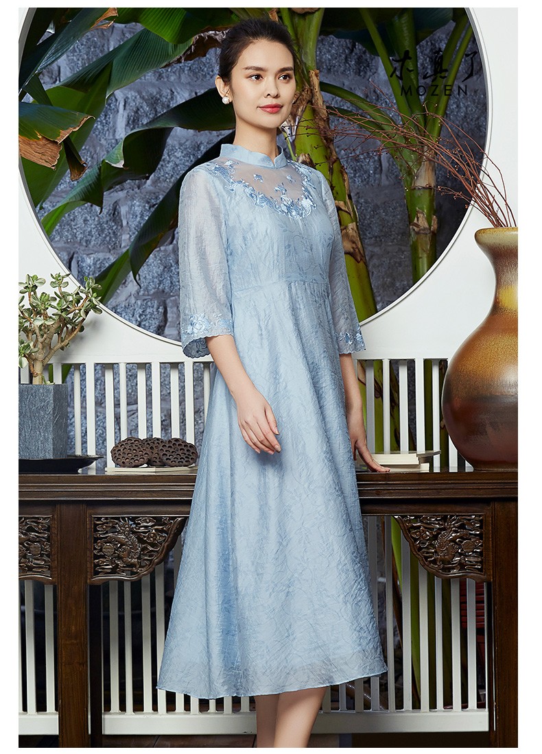 木真了中式女装2020春新款亚麻刺绣中式七分袖连衣裙女中长款 906 11