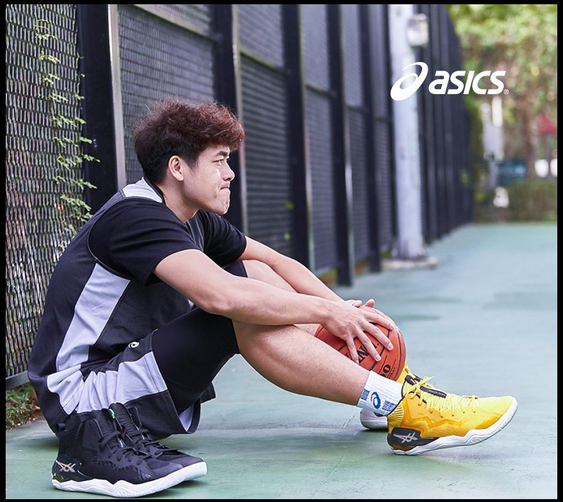 asics亚瑟士篮球鞋gelhoopv13新款三井寿男子运动鞋1063a035白金1061