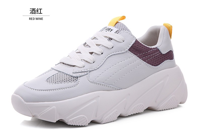红蜻蜓女鞋春款2020休闲鞋女简约时尚运动鞋女新品百搭女士韩版板鞋