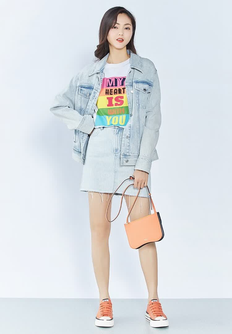哥弟女装2020春夏新款休闲圆领纯棉彩色图案宽松短袖t恤女a300729 白
