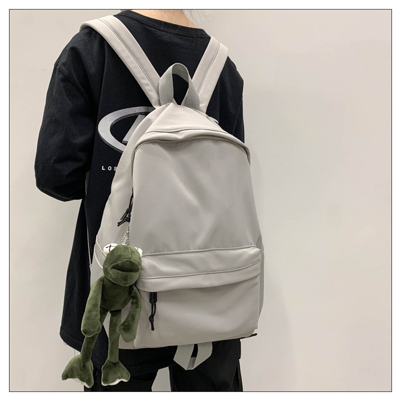 潮流ins原宿风大学生双肩包情侣泫雅风背包骏荣黑色大号带青蛙挂件