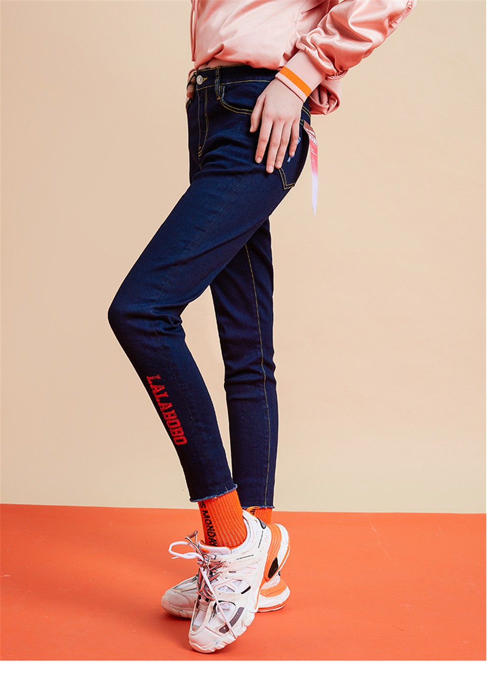 lalabobo夏新品亮片侧拼毛边显瘦铅笔牛仔裤l20awxzc11黑色26码