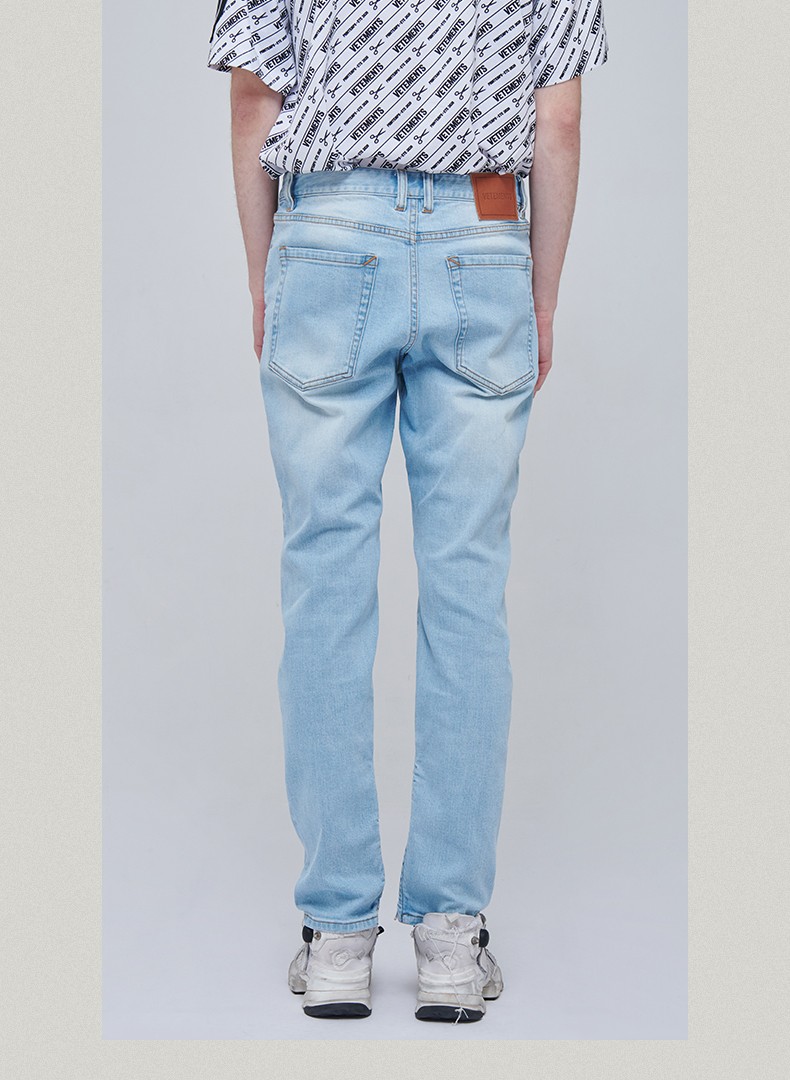 vetements牛仔裤 男款春夏新品休闲街拍时尚百搭耐磨破洞修身拉链浅蓝