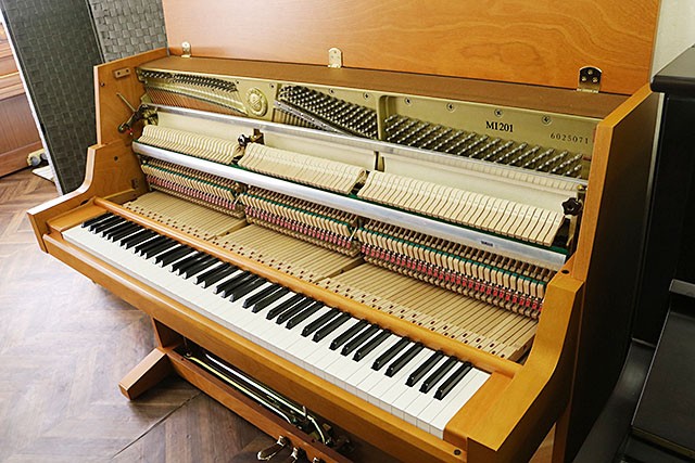雅马哈(yamaha)钢琴 m1a w116wt mi101a mi101b mi102 mi201 m1a 1965