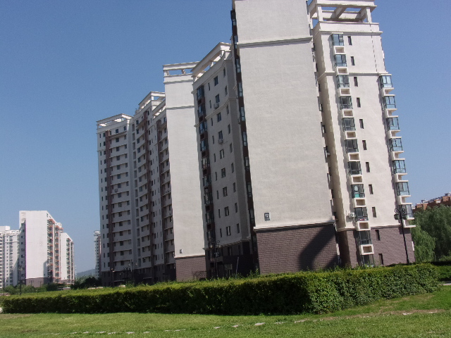 【第一次拍卖】 铁岭市新城区浅水湾1号龙泉居12幢1-11a号住宅