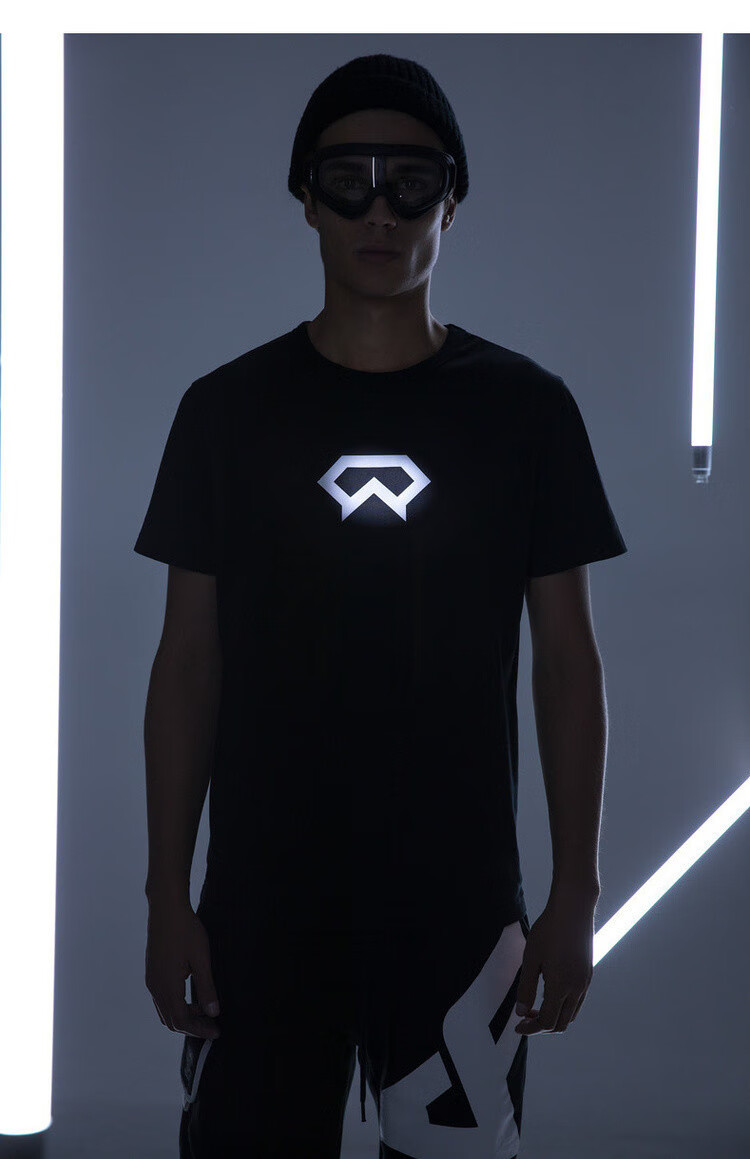 akseries ak男装2020年新款穿越火线联名款保卫者3m反光短袖t恤男