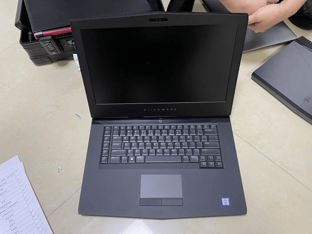 被执行人名下外星人p69f笔记本电脑54