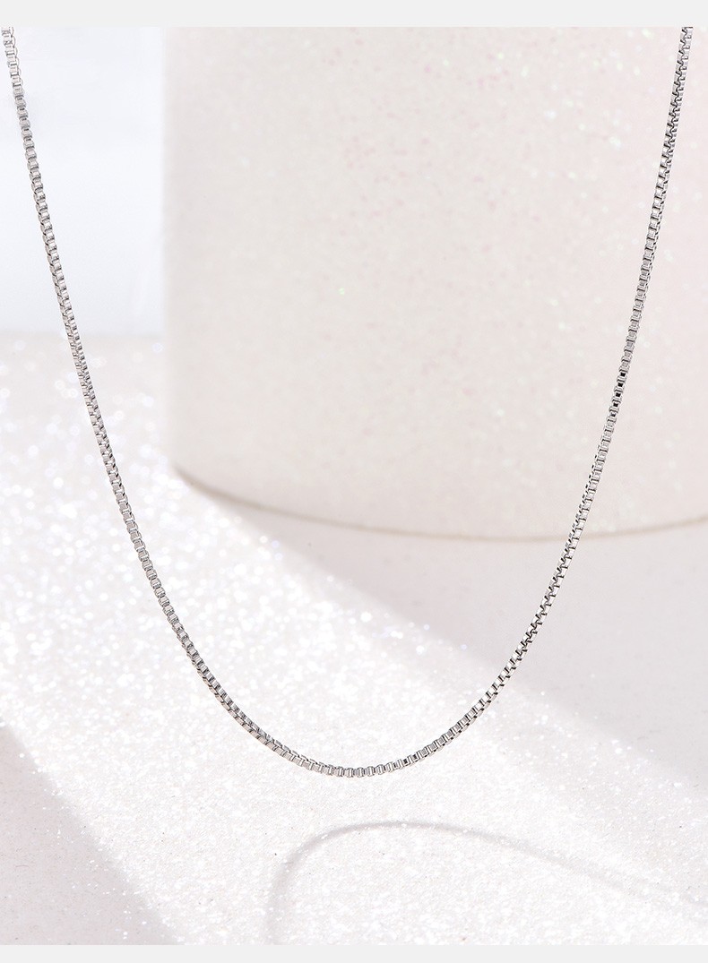 赛菲尔珠宝 pt950铂金项链 铂金白金锁骨链盒子项链女款 送女友 约3.