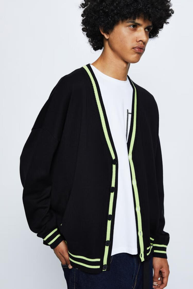 urban revivo ur男装简约学院风撞色针织外套mv06s9dn2002 正黑 m