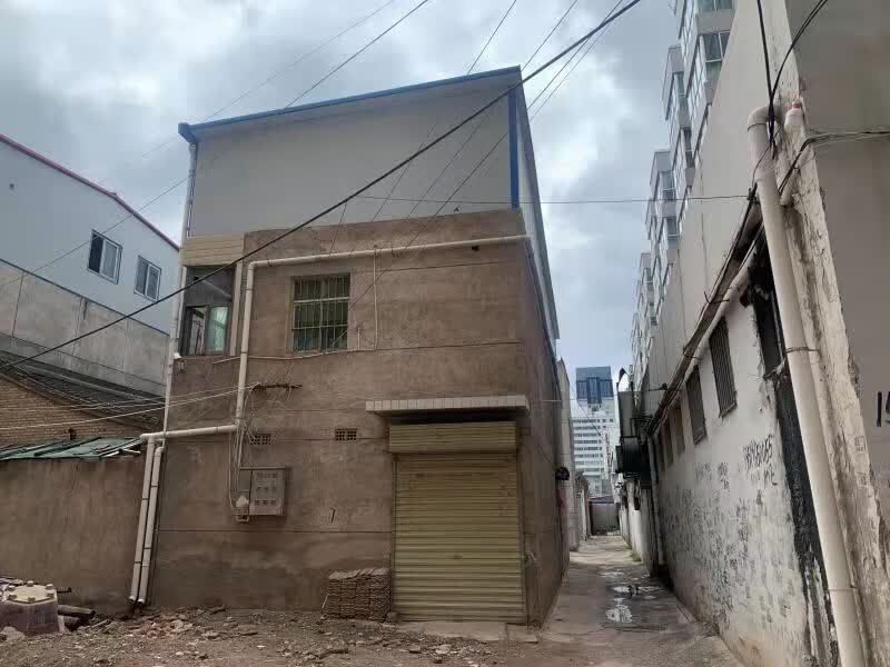 甘肃省陇西县文峰镇尉家店村宅基地及地上建筑物