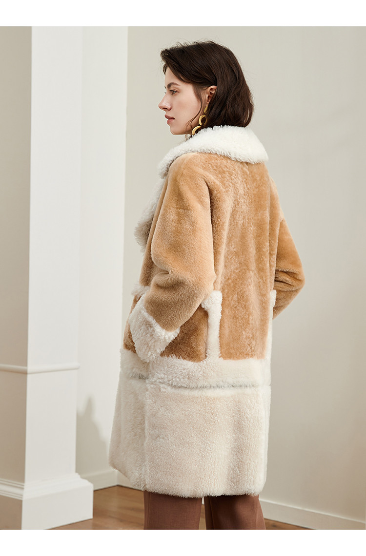 雪豹2020新款创意可拆拼色翻领中长款羊皮毛一体女皮草外套 拼色 38