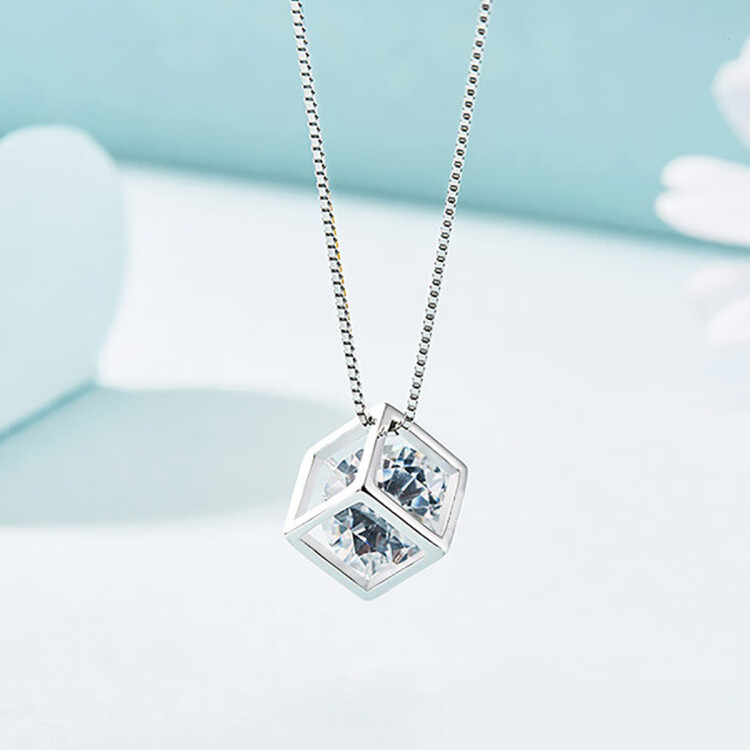尚都比拉sentubila 【清仓】欧若拉【s925*项链-方形锆石吊坠】锁骨链