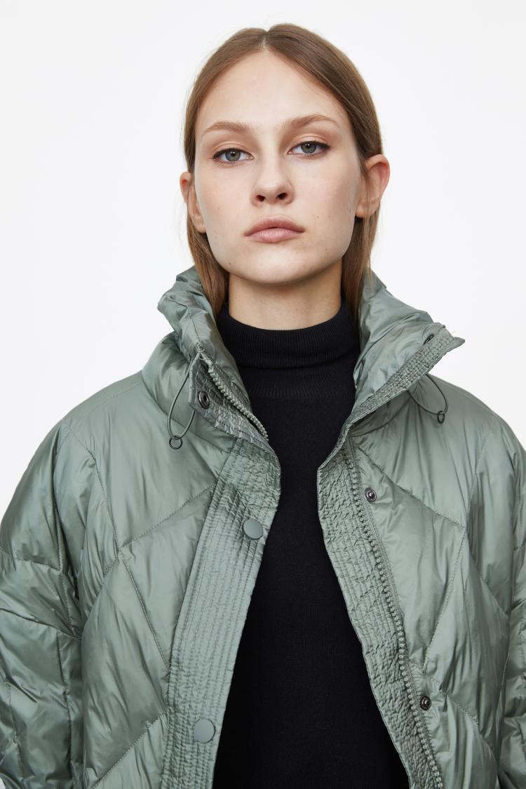 urban revivo ur宽松菱格高领厚长袖羽绒服外套wh48s1kn2000 雾霾绿 l