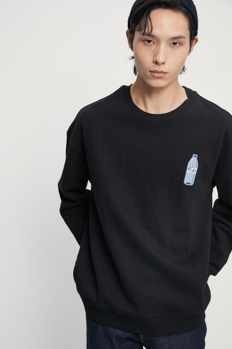 urban revivo ur男装休闲宽松落肩印花套头卫衣mv45r4of2001t恤 正黑