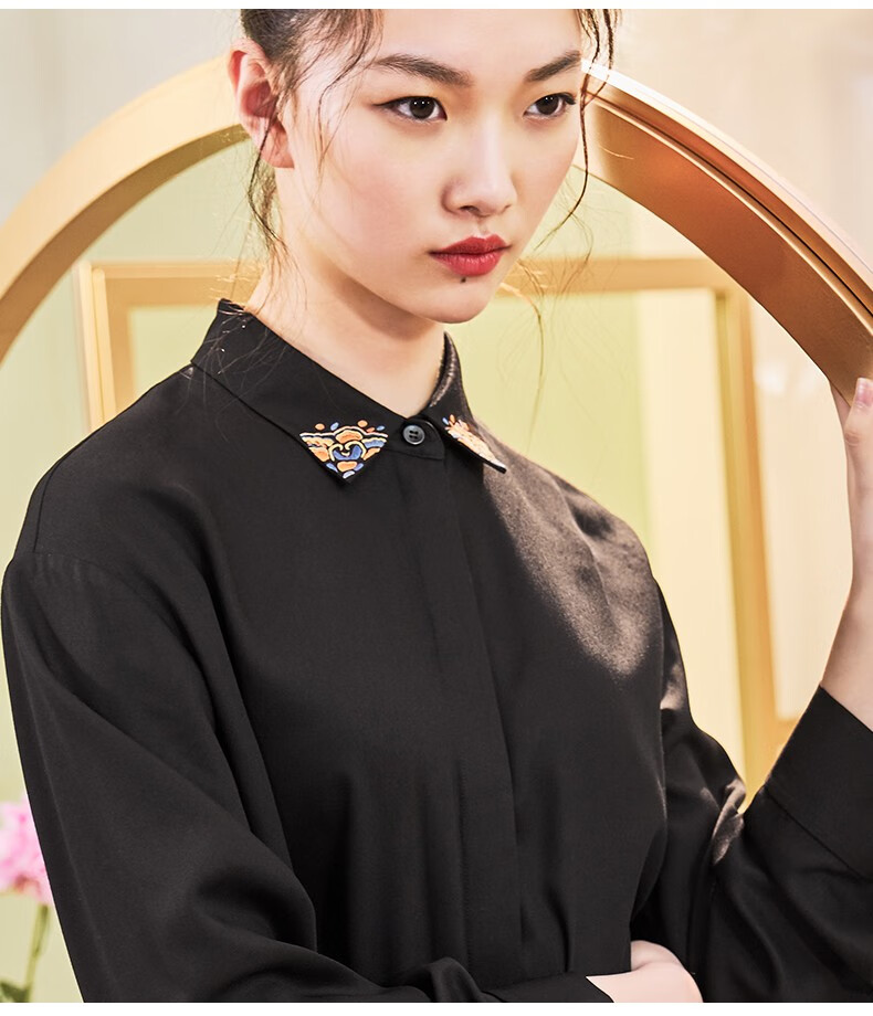 花木深原创设计师女装联名苏绣代表性传承人手绣白衬衫女刺绣上衣复古