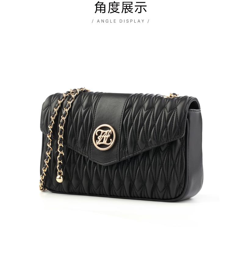 tata他她冬时尚链条斜挎包褶皱纯色新款女包x2872dx1米白f